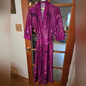 Heiress Vintage Purple Patterned Robe